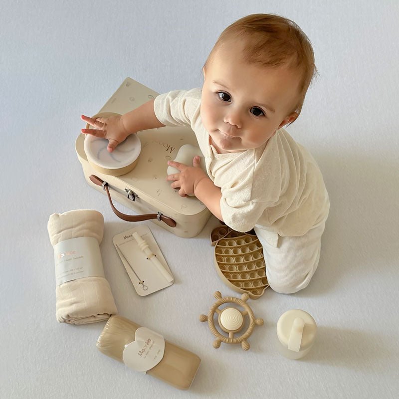 Luxe Box On The Go Gift Set Beige Content With Baby